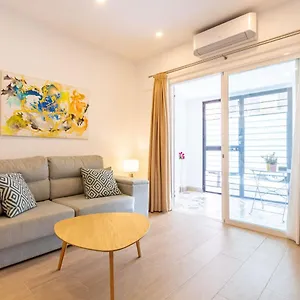 Nine O'clock Metrosol Apartment