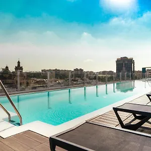 4* Szálloda Giralda Center
